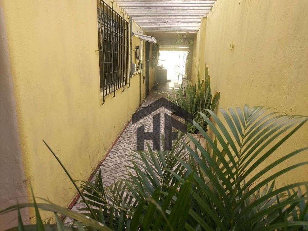 Casa à venda com 4 quartos, 184m² - Foto 3