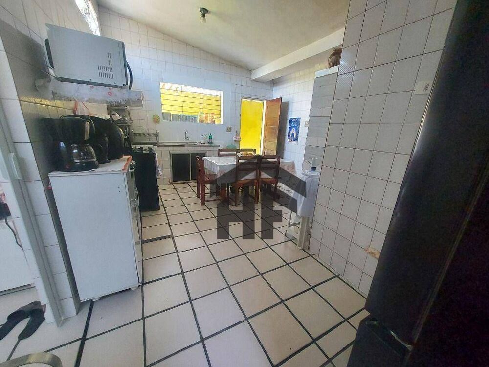 Casa à venda com 4 quartos, 184m² - Foto 9