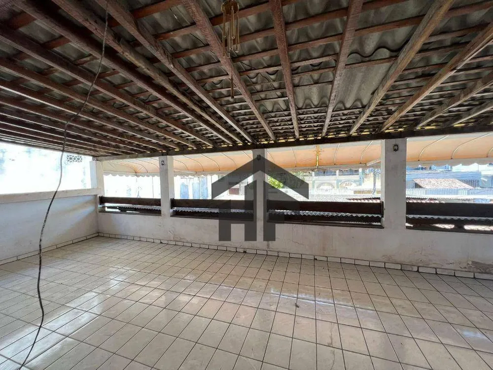 Casa, 4 quartos, 240 m² - Foto 8
