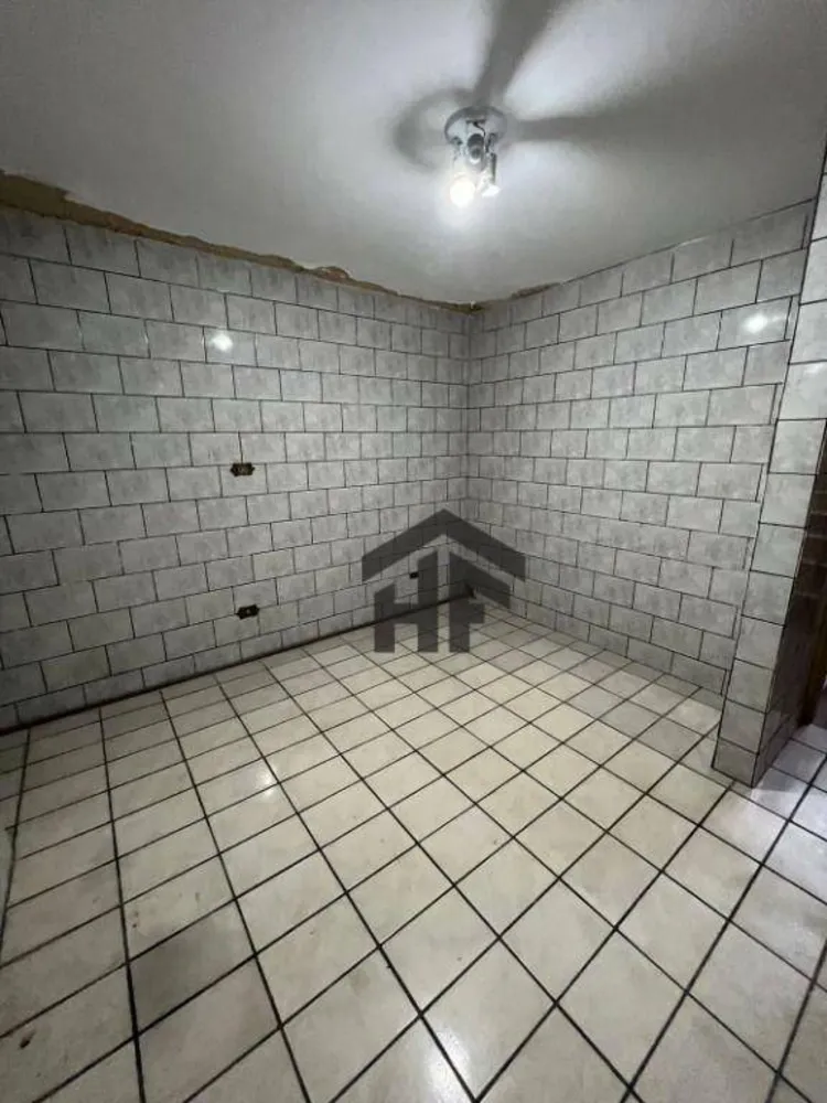 Casa, 4 quartos, 240 m² - Foto 13
