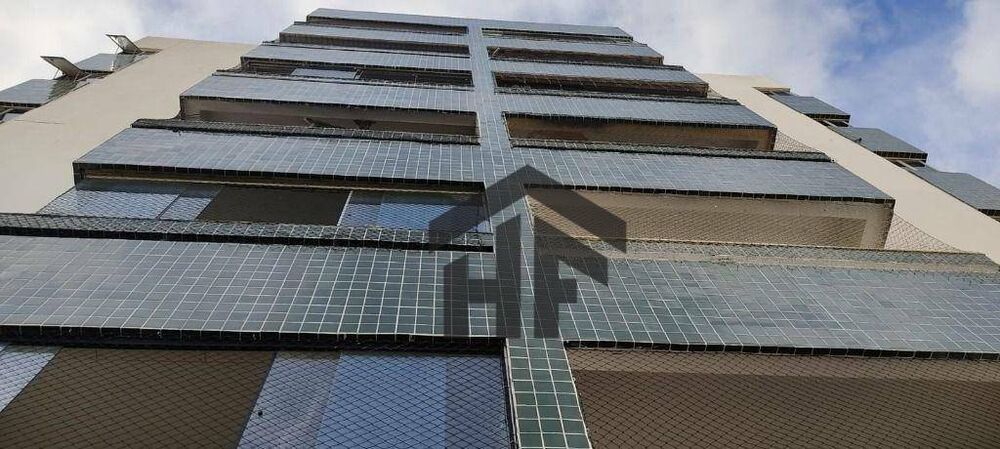 Apartamento para alugar com 3 quartos, 117m² - Foto 1
