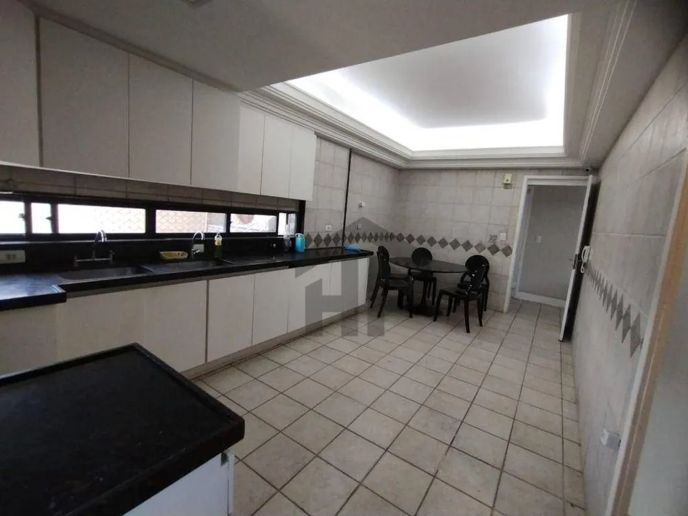 Apartamento, 4 quartos, 225 m² - Foto 8