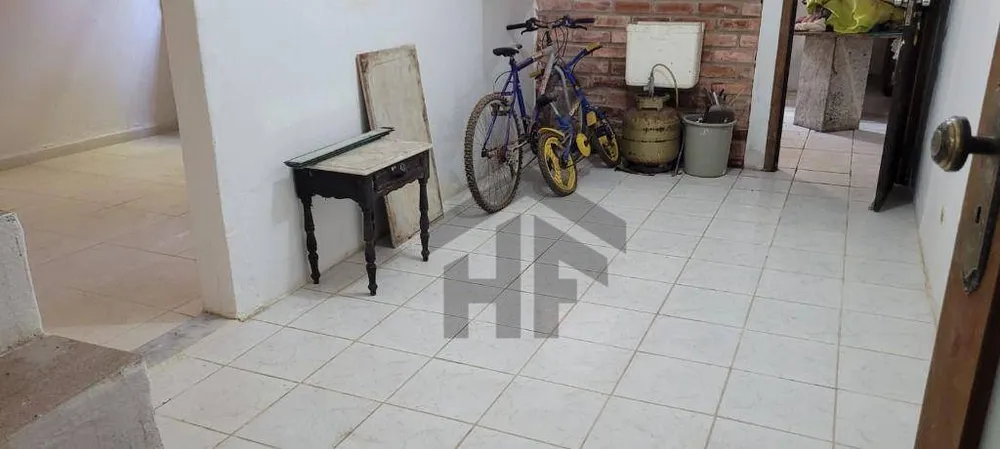 Casa, 6 quartos, 150 m² - Foto 9