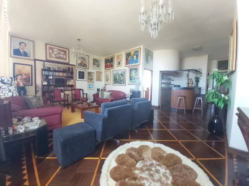 Apartamento, 3 quartos, 258 m² - Foto 1