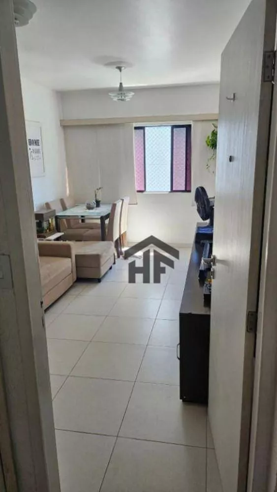 Apartamento à venda com 2 quartos, 73m² - Foto 1