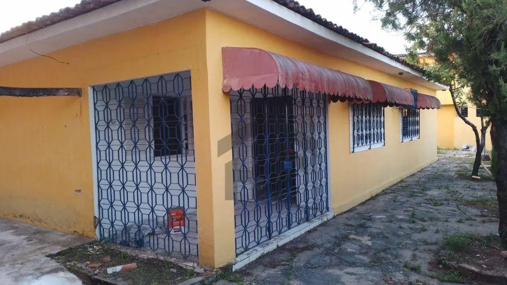 Casa, 3 quartos, 223 m² - Foto 1