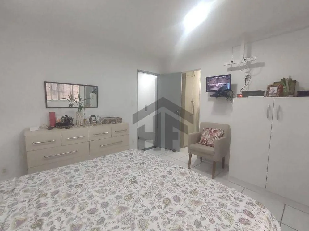 Casa, 4 quartos, 276 m² - Foto 1