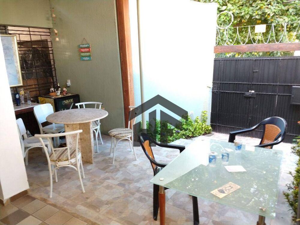 Casa, 4 quartos, 330 m² - Foto 4