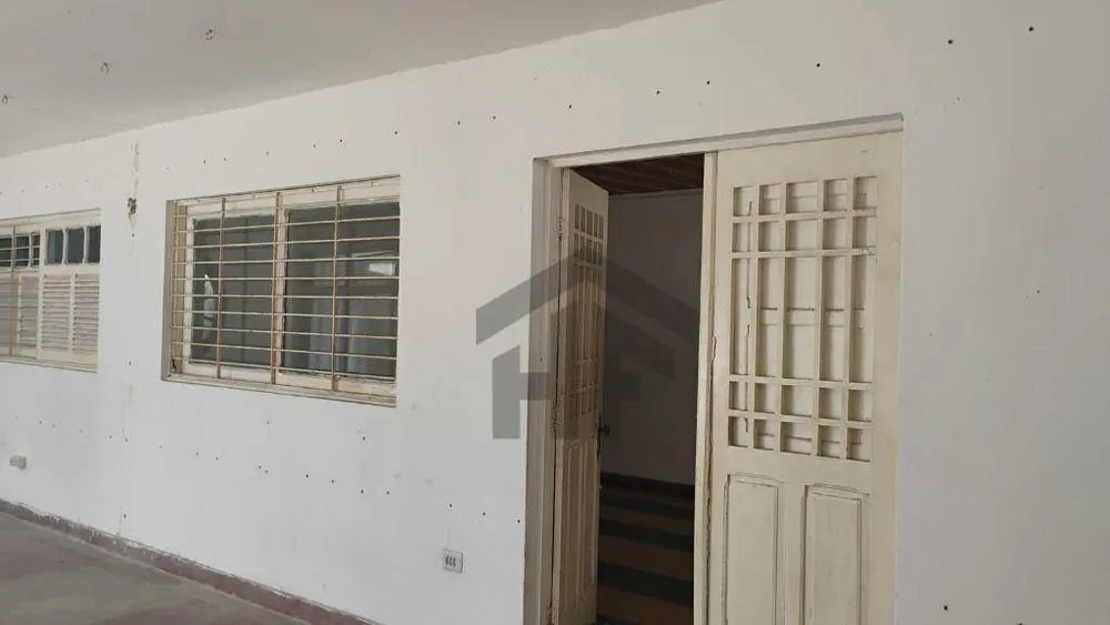 Casa, 5 quartos, 245 m² - Foto 4