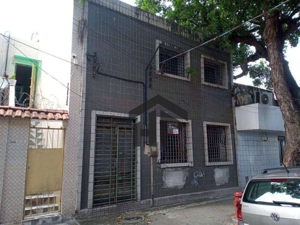 Casa, 1 quarto, 303 m² - Foto 1