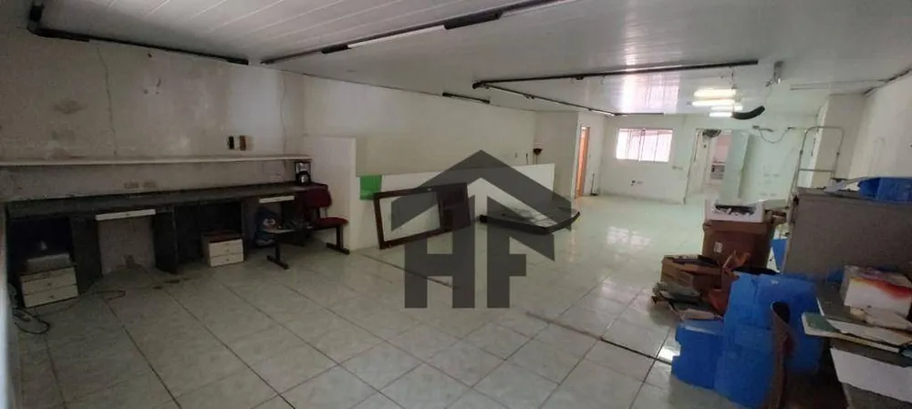Casa, 1 quarto, 303 m² - Foto 9