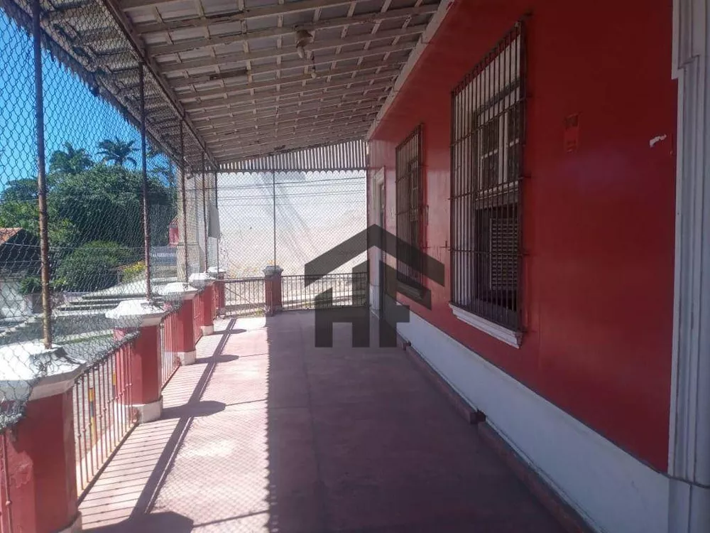 Casa à venda e aluguel com 9 quartos, 800M2 - Foto 1