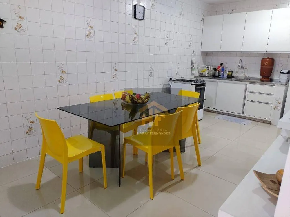 Casa, 3 quartos, 195 m² - Foto 1