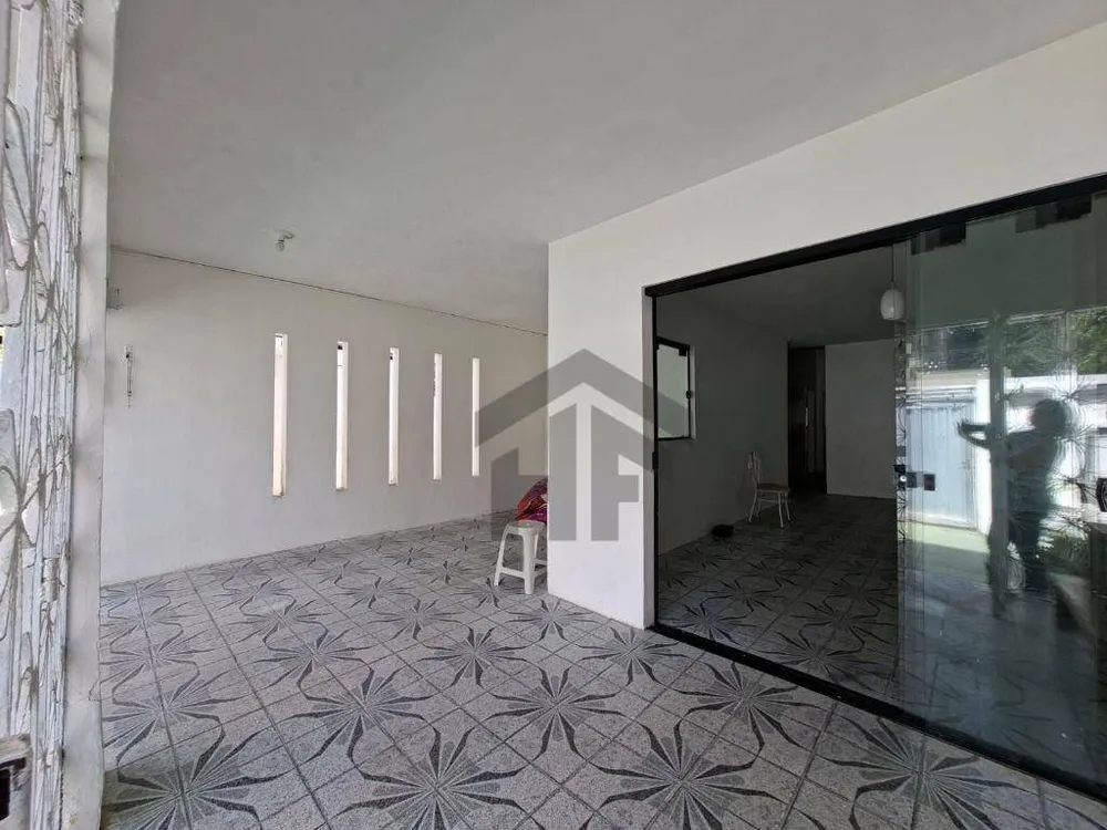 Casa, 3 quartos, 190 m² - Foto 2