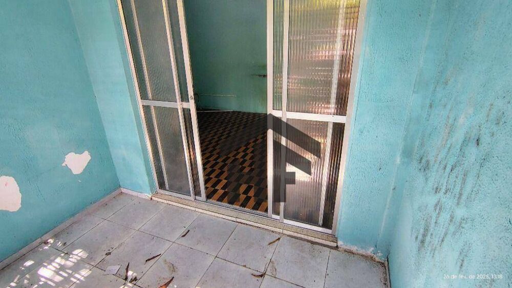 Casa à venda com 2 quartos, 100m² - Foto 4
