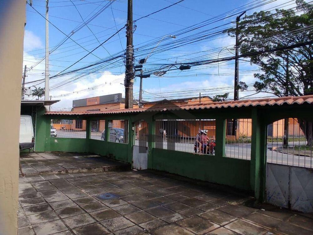 Casa à venda com 9 quartos, 500m² - Foto 3