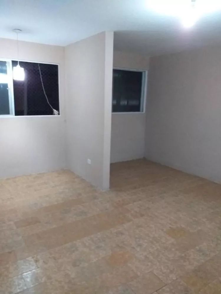 Apartamento à venda com 3 quartos, 92m² - Foto 3