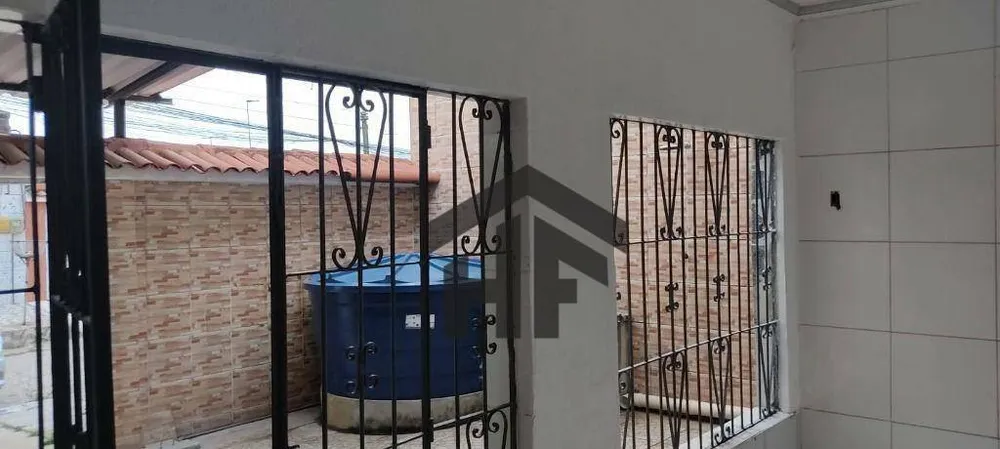 Casa, 6 quartos, 186 m² - Foto 4
