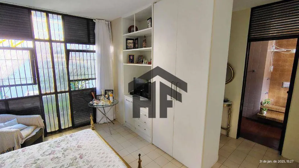 Casa, 4 quartos, 239 m² - Foto 2