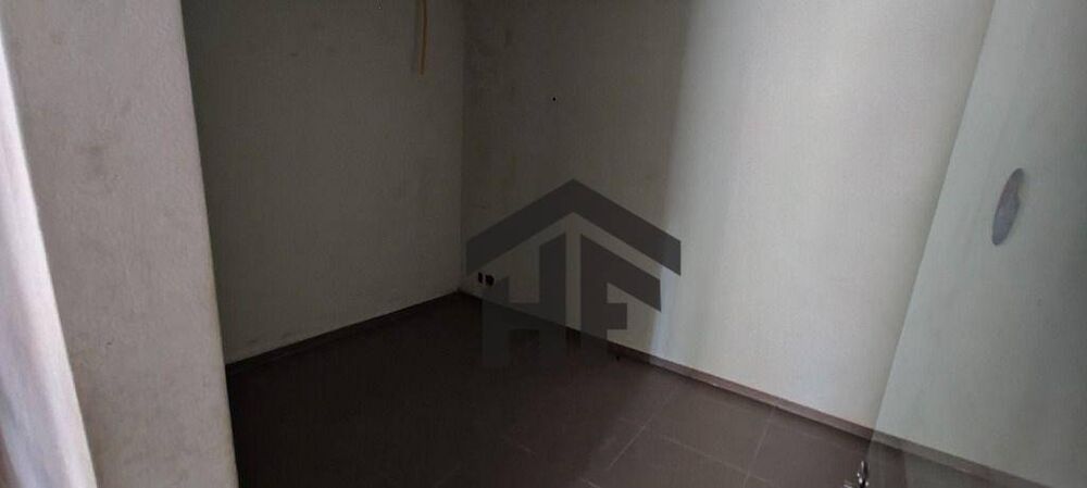Casa à venda com 5 quartos, 230m² - Foto 3
