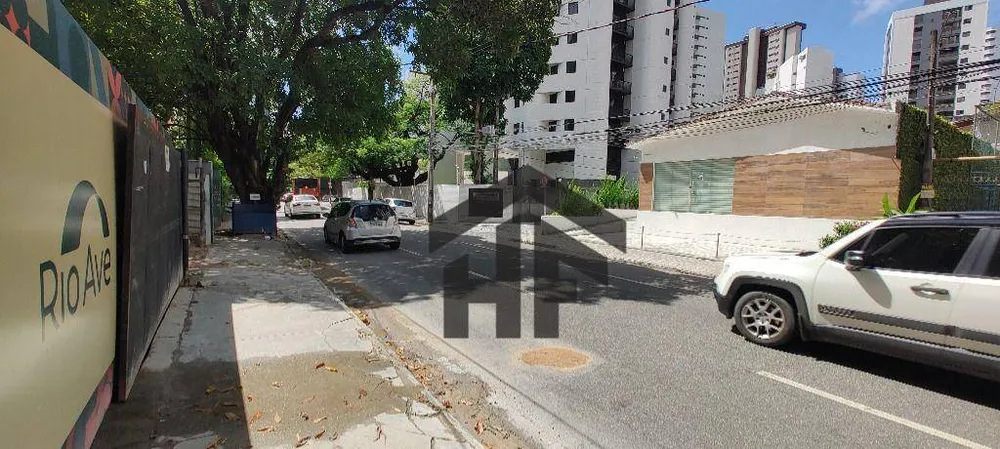 Casa, 5 quartos, 230 m² - Foto 4