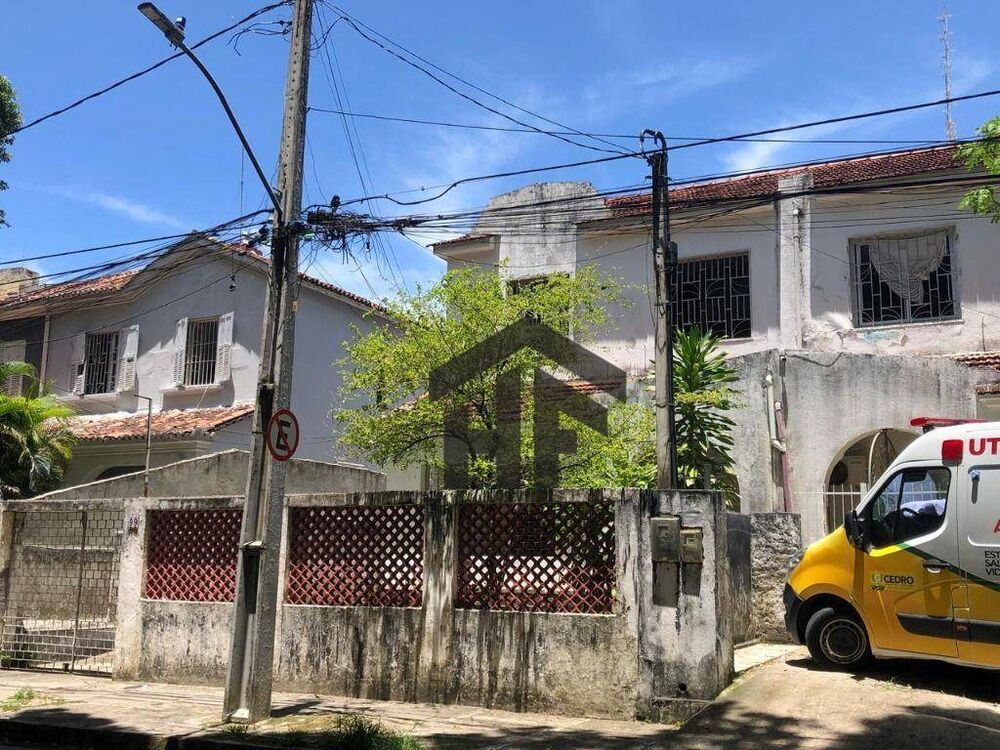 Casa à venda com 4 quartos, 603m² - Foto 1