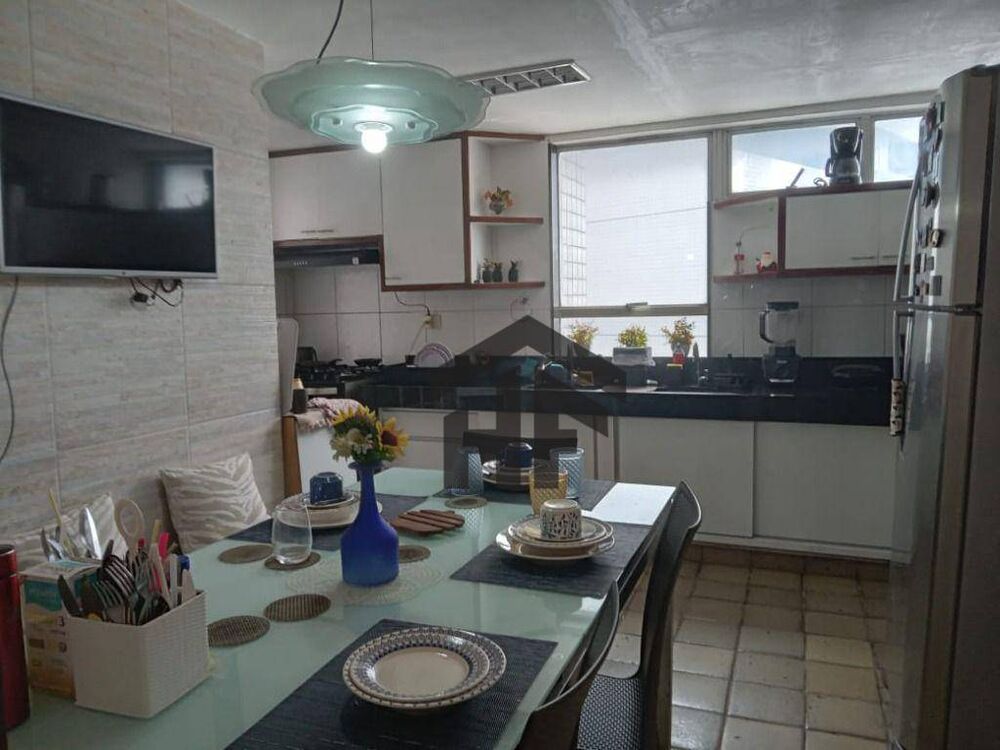 Apartamento à venda com 5 quartos, 247m² - Foto 10