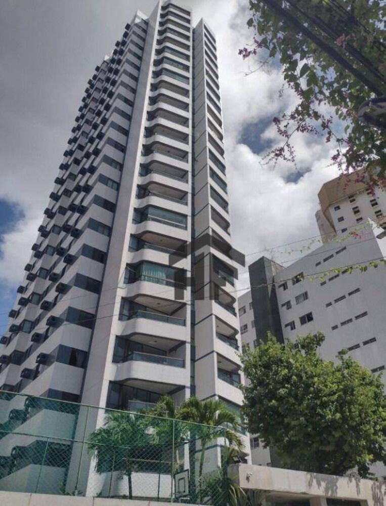 Apartamento à venda com 4 quartos, 136m² - Foto 1