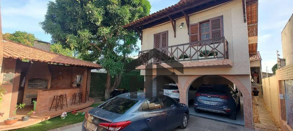 Casa, 4 quartos, 246 m² - Foto 3