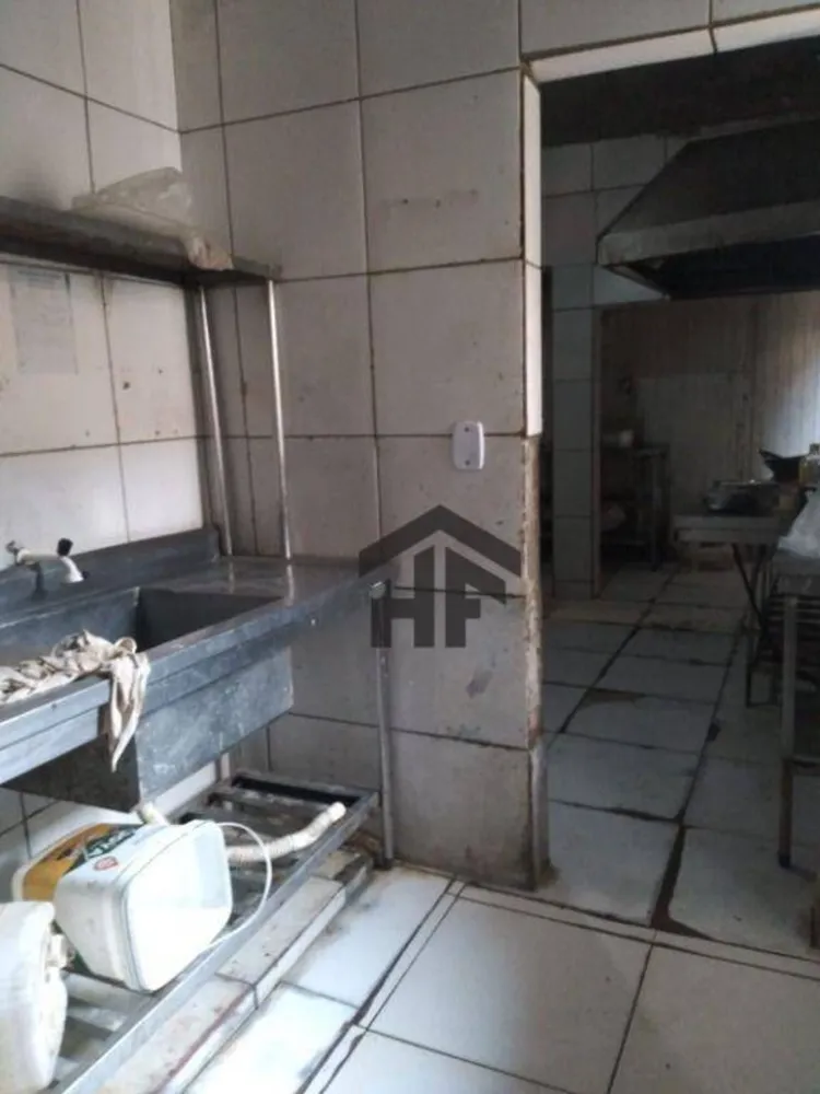 Casa, 1 quarto, 177 m² - Foto 1