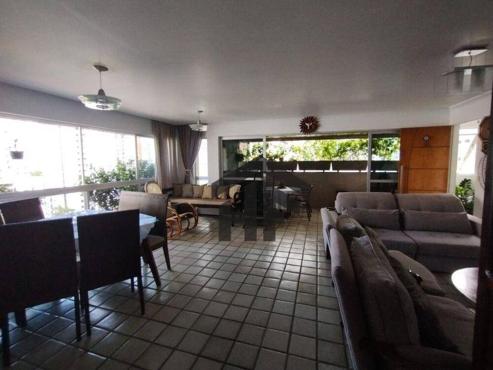 Apartamento, 4 quartos, 212 m² - Foto 2