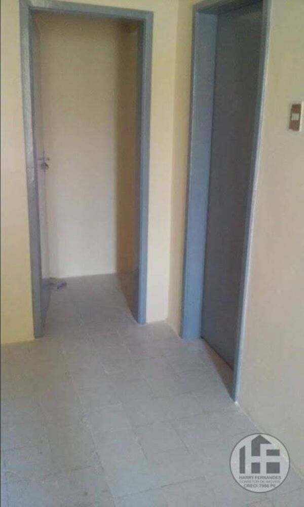 Casa à venda com 5 quartos, 242m² - Foto 8