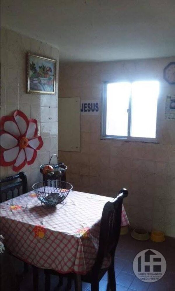 Casa à venda com 5 quartos, 242m² - Foto 5
