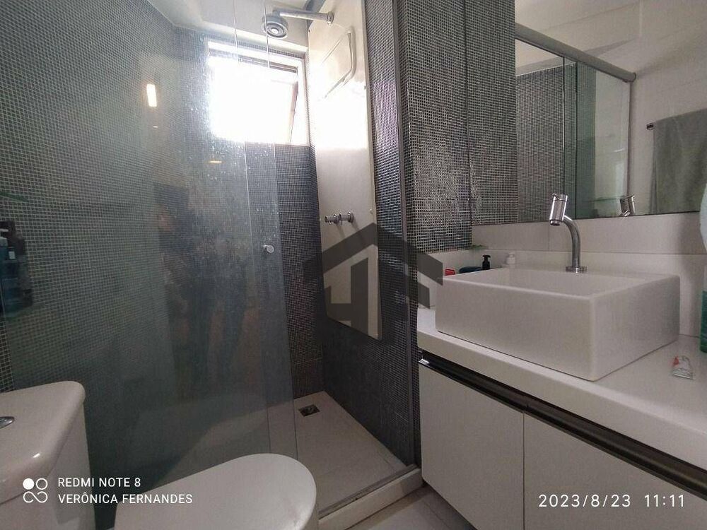 Apartamento à venda com 3 quartos, 172m² - Foto 3