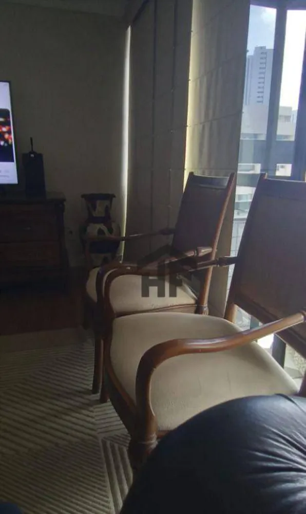 Apartamento, 3 quartos, 130 m² - Foto 2