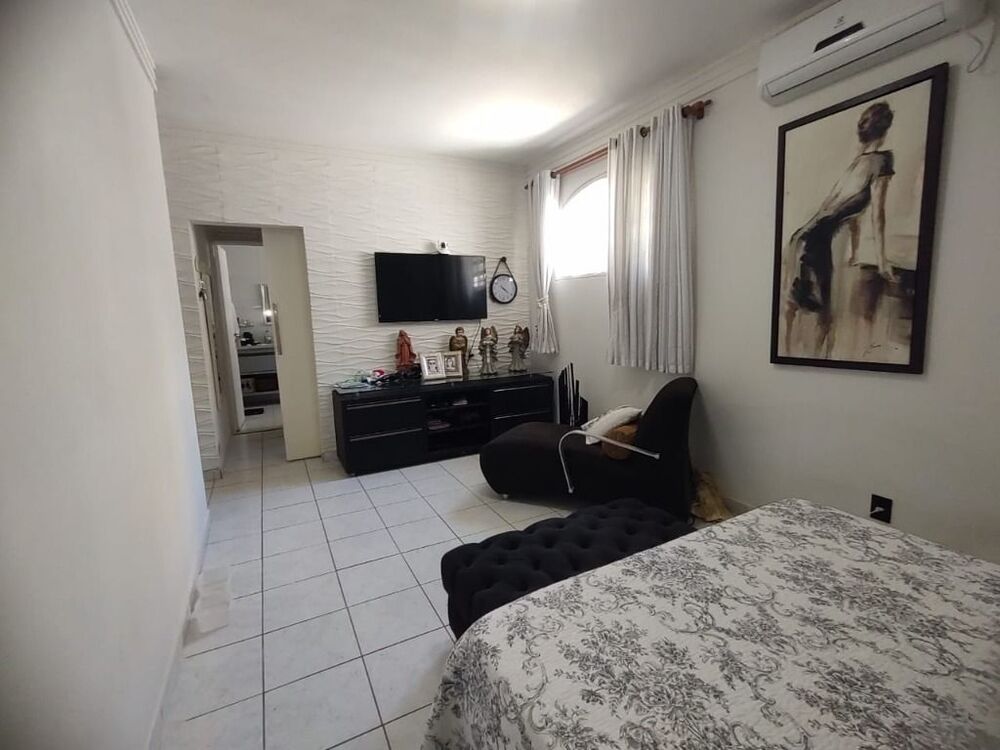 Casa, 4 quartos, 240 m² - Foto 3