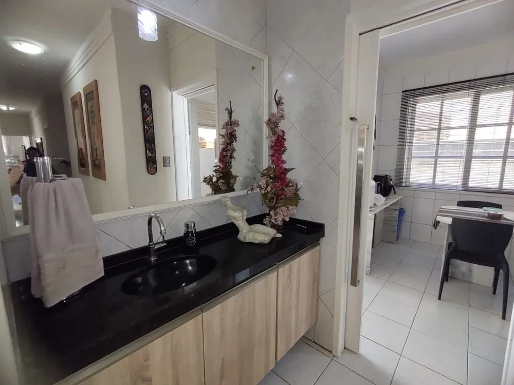 Casa, 4 quartos, 240 m² - Foto 6