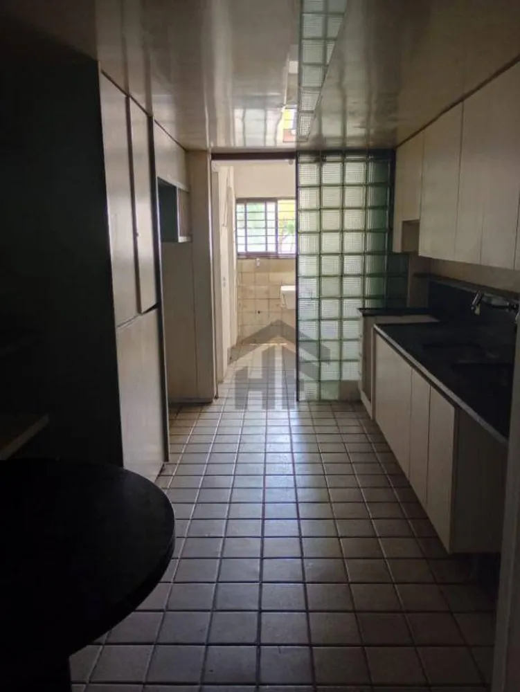 Apartamento, 4 quartos, 235 m² - Foto 1