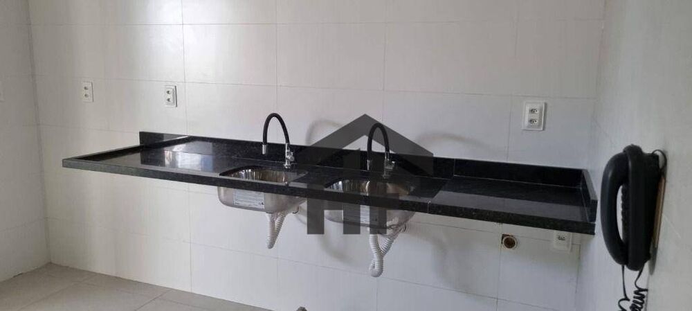 Apartamento à venda com 3 quartos, 168m² - Foto 7