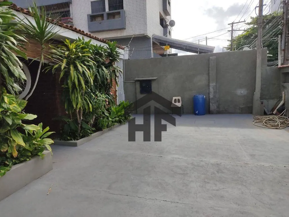 Casa, 6 quartos, 196 m² - Foto 3