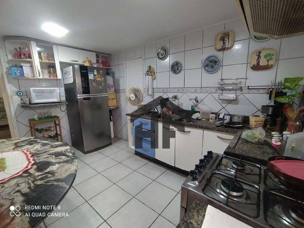 Casa, 6 quartos, 171 m² - Foto 4