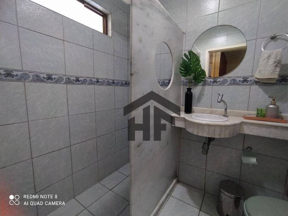 Casa, 6 quartos, 171 m² - Foto 3