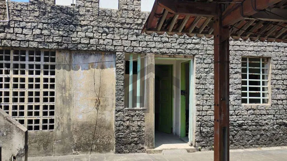 Casa, 4 quartos, 300 m² - Foto 1