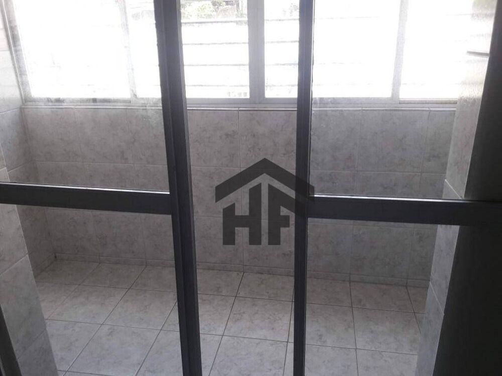 Apartamento à venda com 3 quartos, 97m² - Foto 4