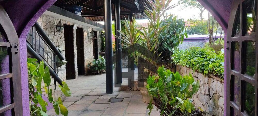 Casa à venda com 5 quartos, 694m² - Foto 3