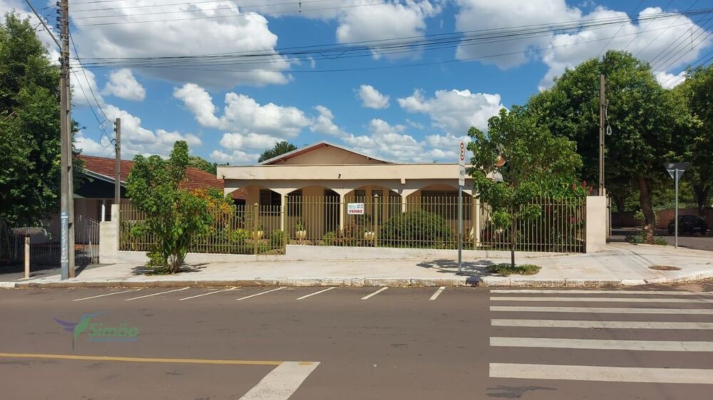 Casa, 3 quartos, 183 m² - Foto 1