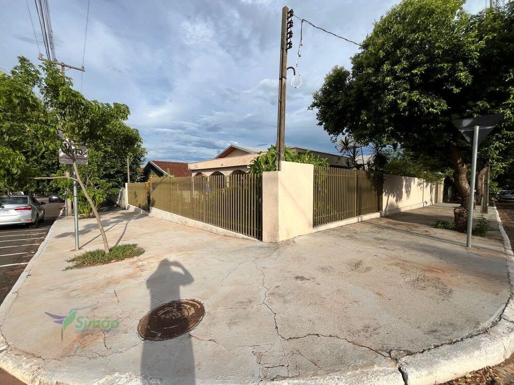 Casa, 3 quartos, 183 m² - Foto 2