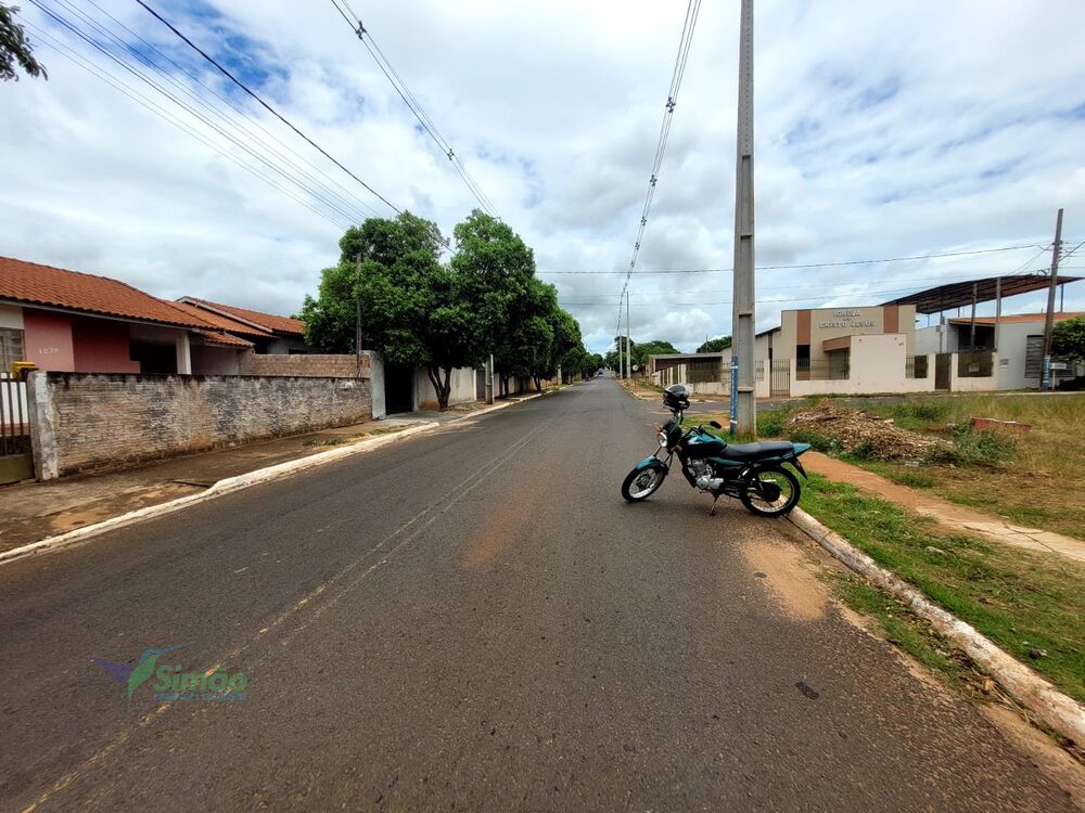 Casa à venda e aluguel com 2 quartos, 56m² - Foto 1