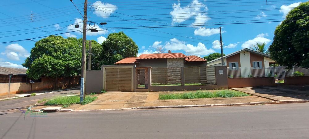 Casa, 2 quartos, 230 m² - Foto 1