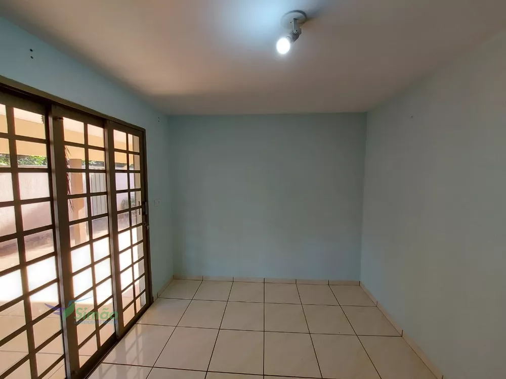 Casa, 2 quartos, 230 m² - Foto 2